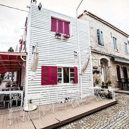 The White Hotel Алакати Екстериор снимка