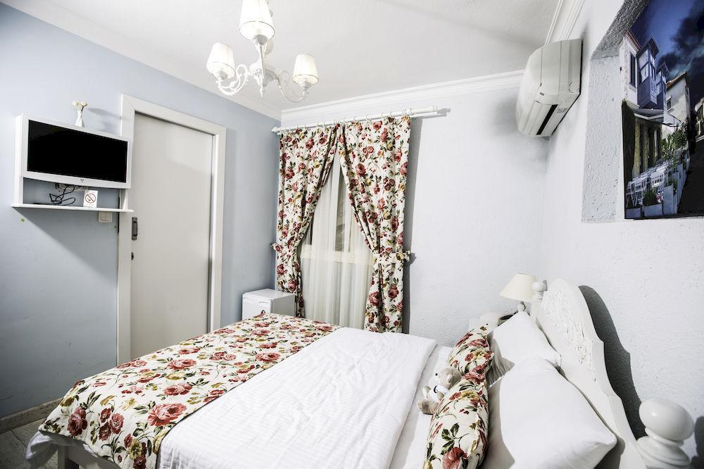 The White Hotel Алакати Екстериор снимка