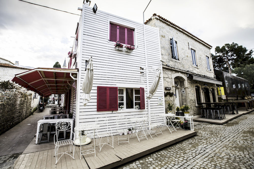 The White Hotel Алакати Екстериор снимка
